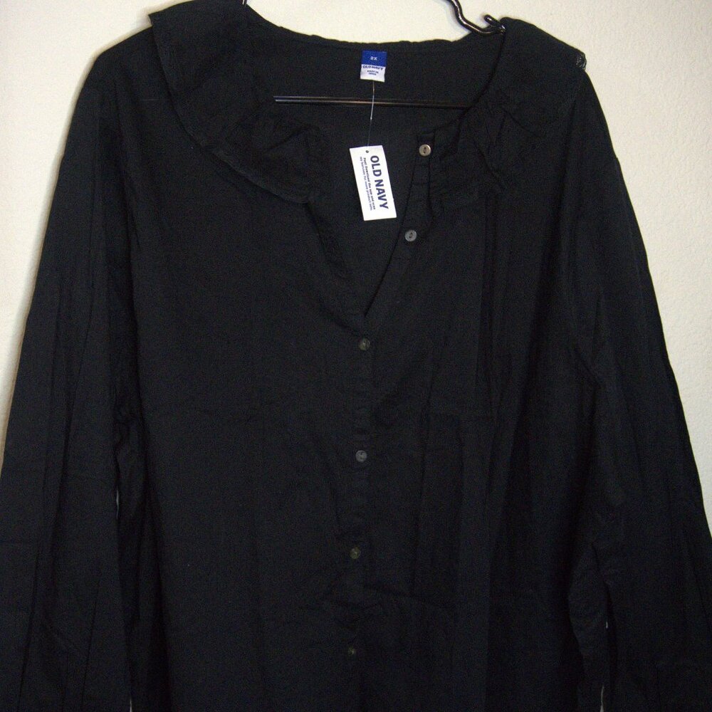Old Navy Ruffled collar button-down